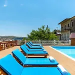 Luxury Room 3 - Vila Goro, Pool, Parking And More