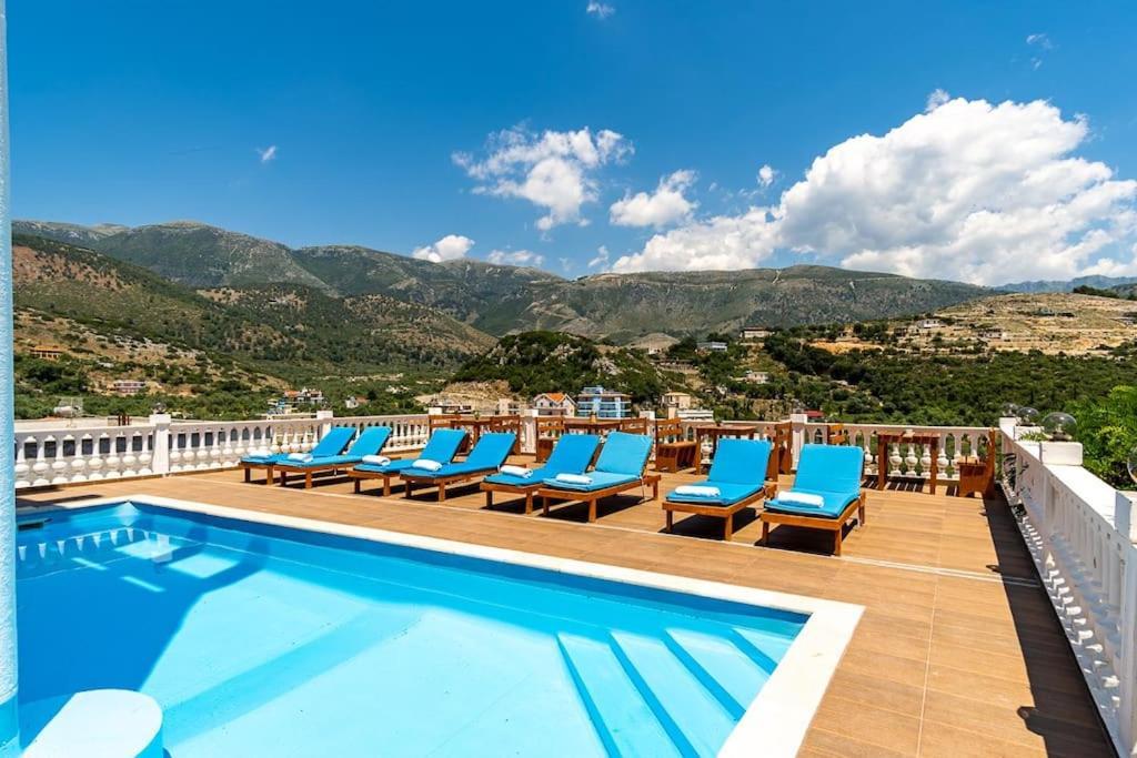 Luxury 3 - Goro, Pool, Parking And * Himara