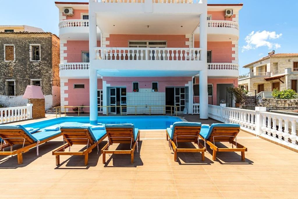 Apartament Luxury 3 - Goro, Pool, Parking And