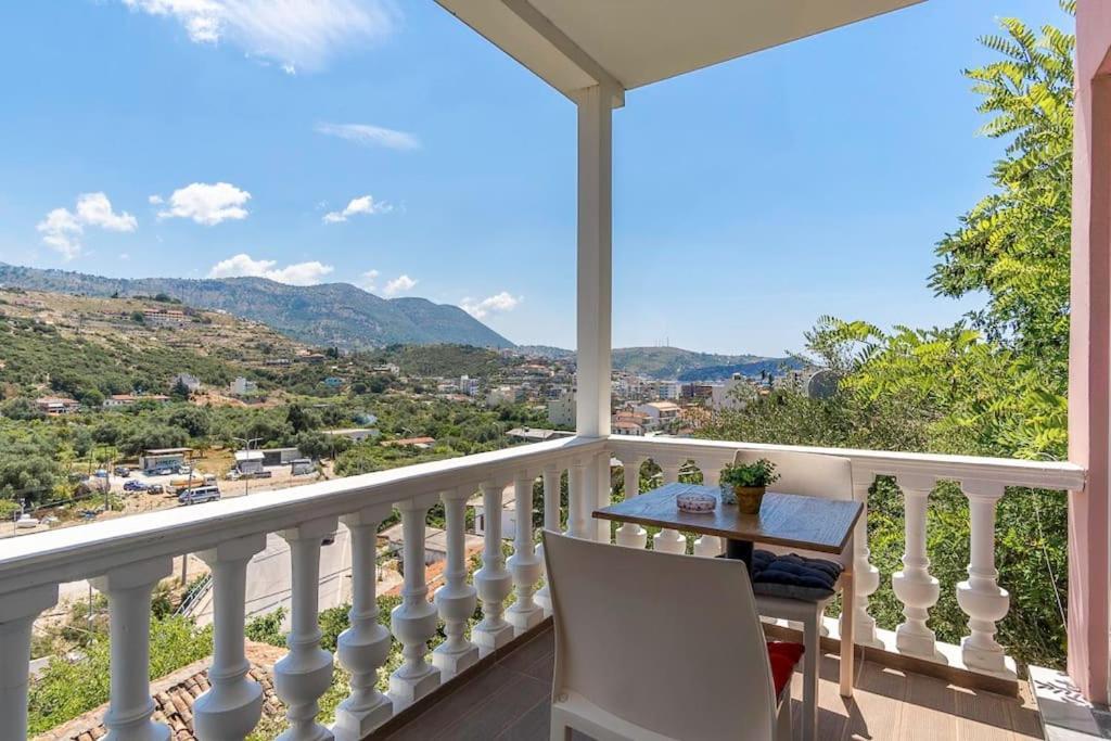 Luxury 3 - Goro, Pool, Parking And * Himara