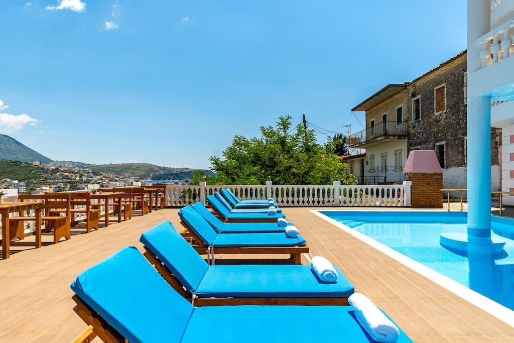 Luxury 3 - Goro, Pool, Parking And Apartment *